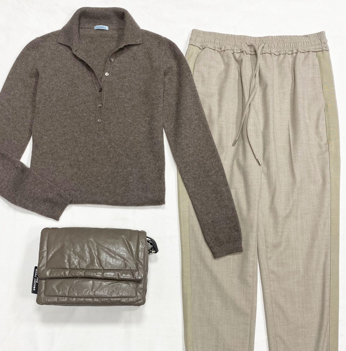 Кофта Malo размер 38 цена 4 697 руб
Брюки Philip Lim размер 2 цена 4 697 руб
Сумка Marc Jacobs 