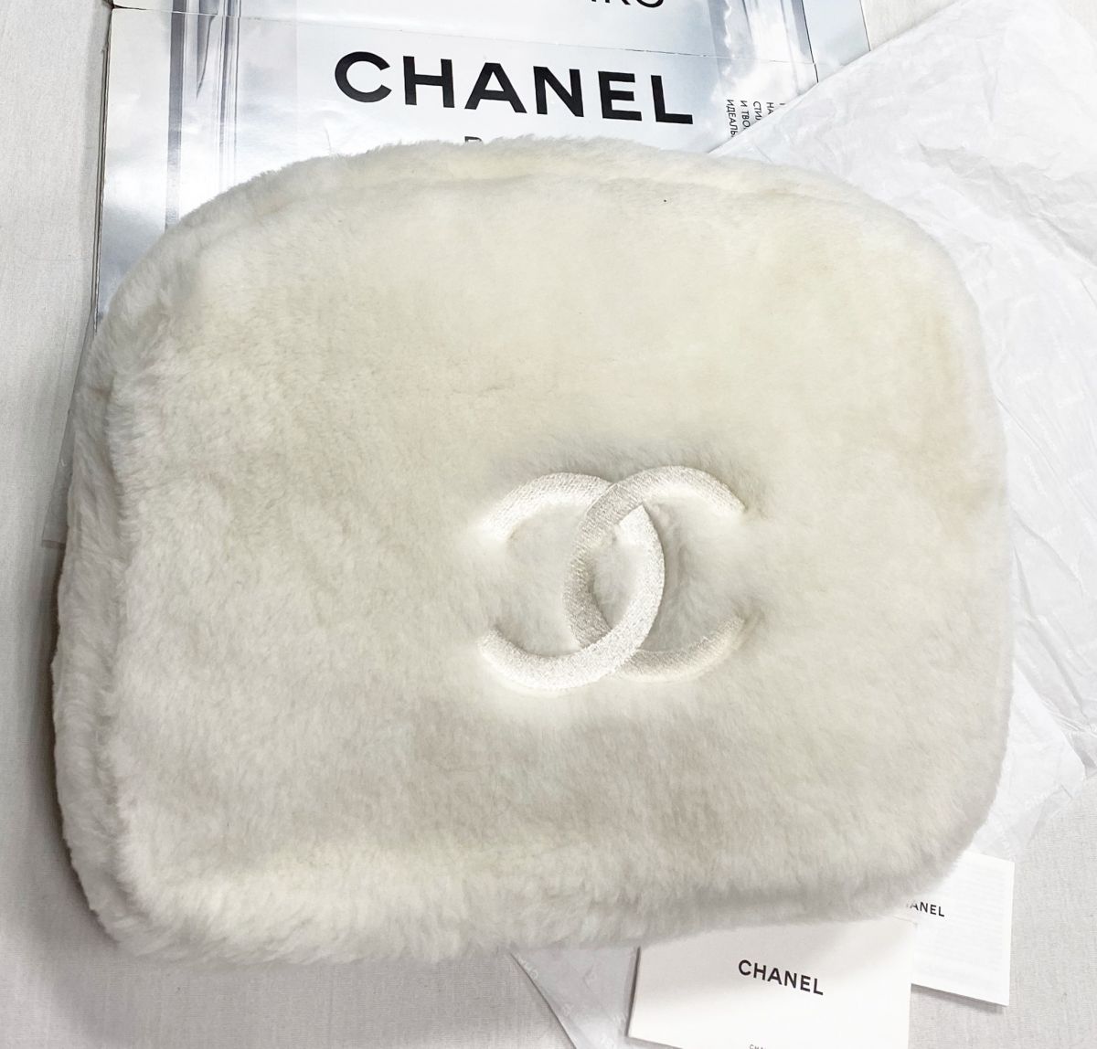 Клатч Chanel размер 35/25 цена 78 275 руб 