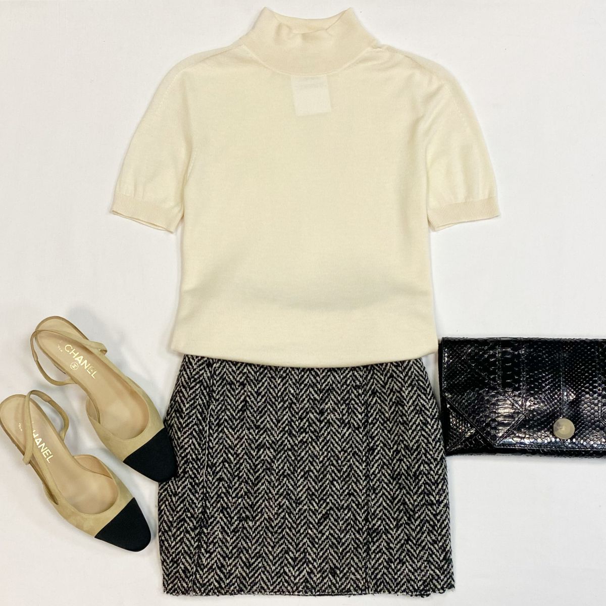 Кофта Jil Sander размер 34 цена 7 693 рубЮбка Dolce Gabbana размер 36 цена 7 693 рубКлатч Lanvin