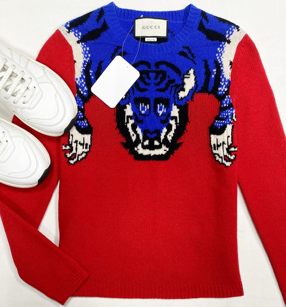 Кофта Gucci размер XS цена 34 441 руб
Кроссовки Bottega Veneta размер 40.5 цена 23 463 руб