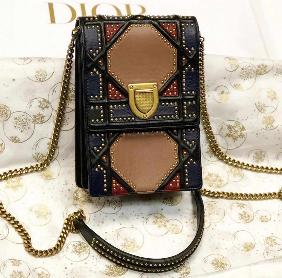 Сумка Christian Dior размер 11/17 цена 61 549 руб