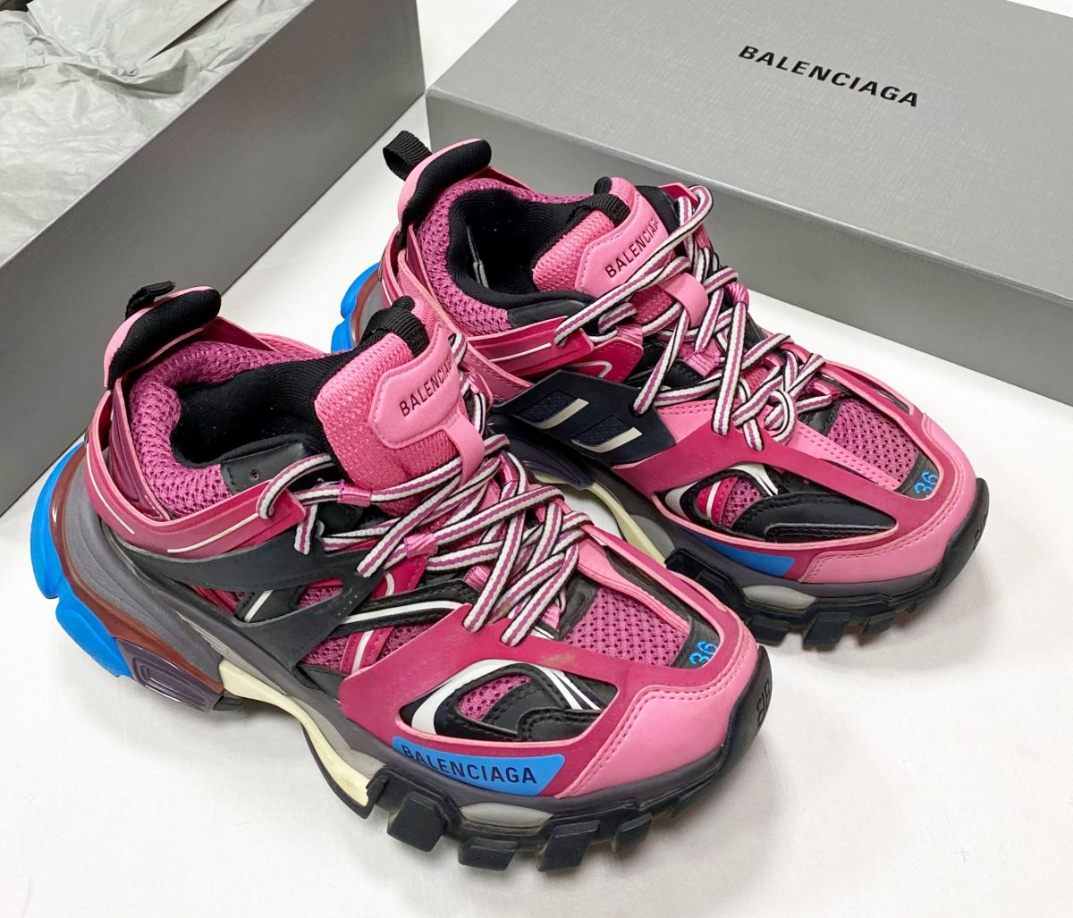 Кроссовки Balenciaga размер 36 цена 31 310 руб 