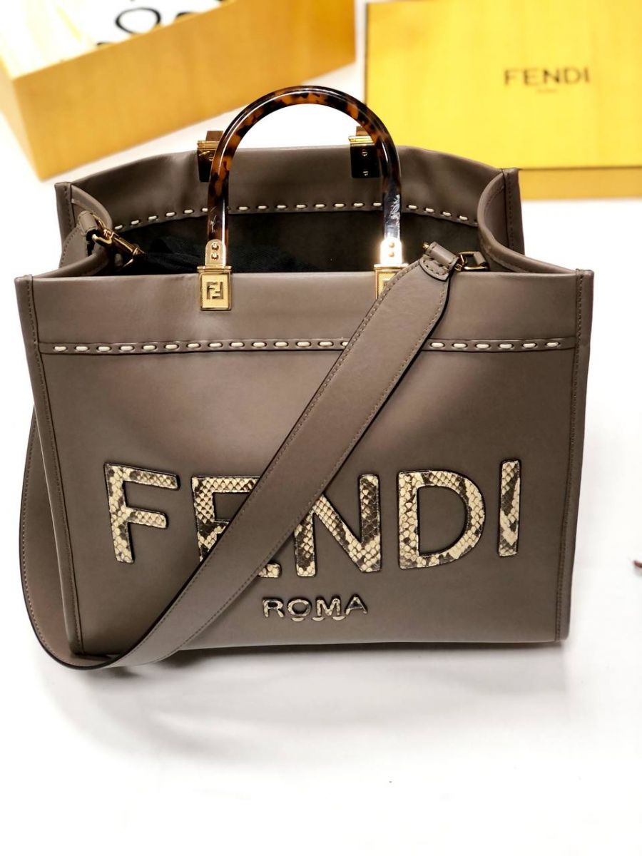 Сумка FENDI размер большой цена 123 080 руб