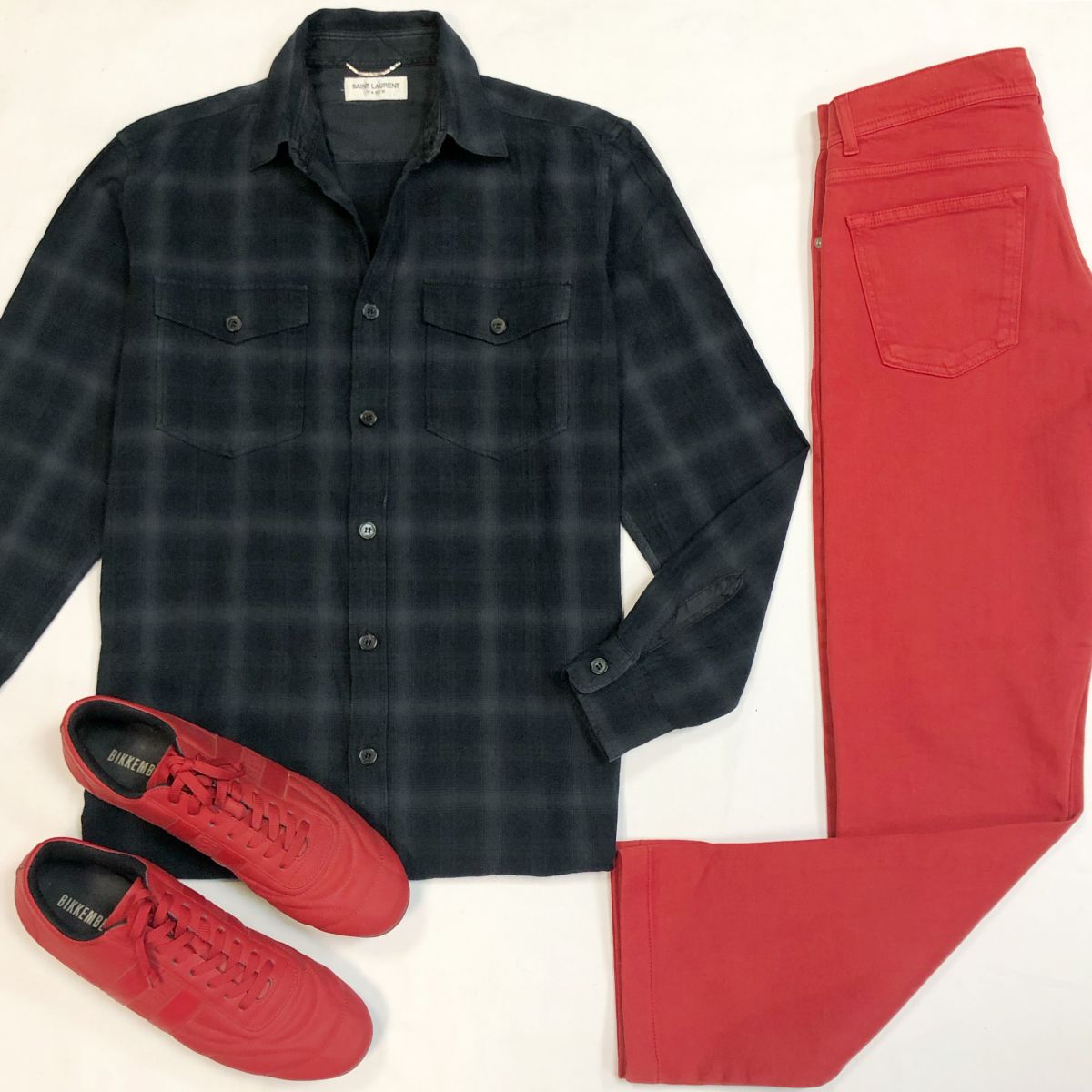 #mechtamen Рубашка Saint Laurent размер L цена 7 693 рубДжинсы Kiton размер 32 цена 7 693 рубКеды Bikkembergs размер 45 цена 7 693 руб