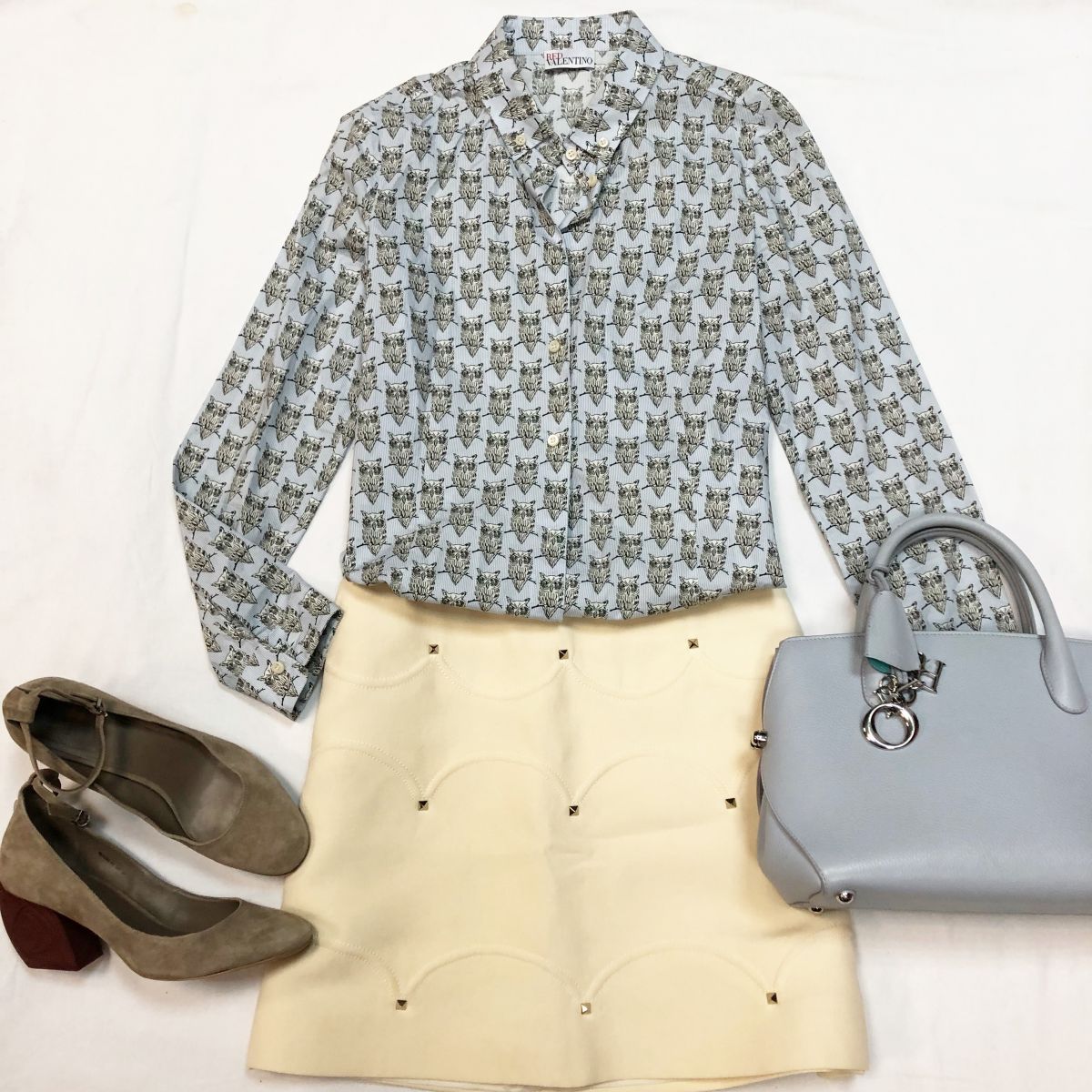 Рубашка RED VALENTINO размер S цена 3 846 руб 
Юбка RED VALENTINO размер 42 цена 15 385 руб 
Сумка CHRISTIAN DIOR