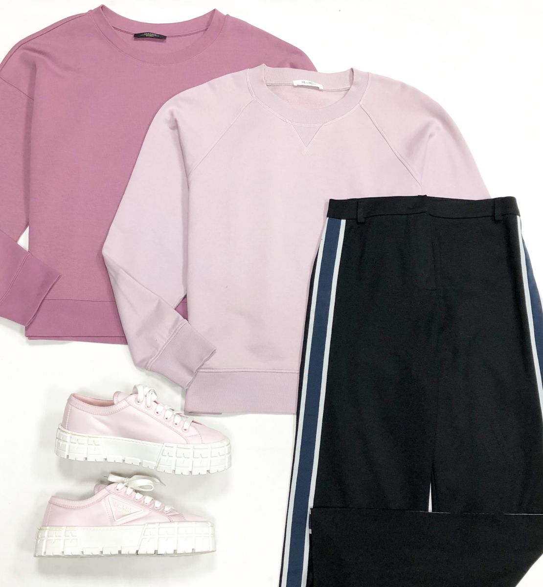 Толстовки Weekend/Max Mara/ размер 40 цена от 2 308 руб до 3 077 руб
Брюки Weekend/ Max Mara/ размер 40 цена 6 154 руб
Кеды Prada размер 39.5 цена 46 155 руб