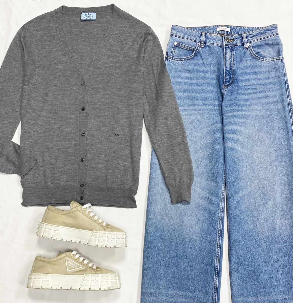 Кардиган Prada размер 40 цена 31 310 руб
Джинсы Sandro размер 40 цена 4 697 руб
Кеды Prada размер 40 цена 39 138 руб