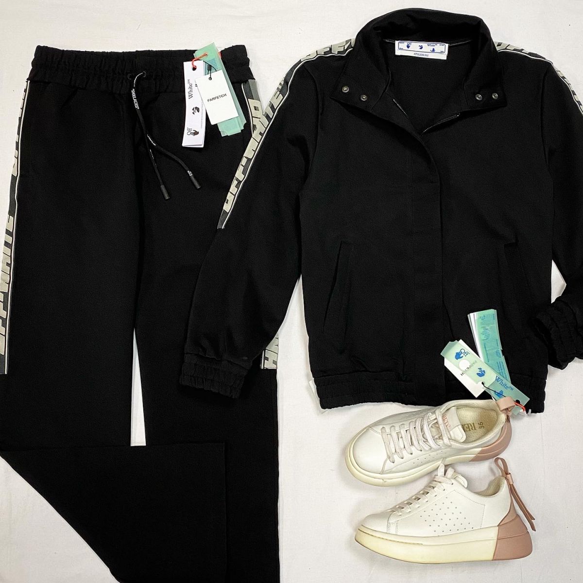 Костюм / толстовка + брюки / Off White размер L цена 27 693 руб / новый с бирками / Кеды Red Valentino размер 36 цена 15 385 руб