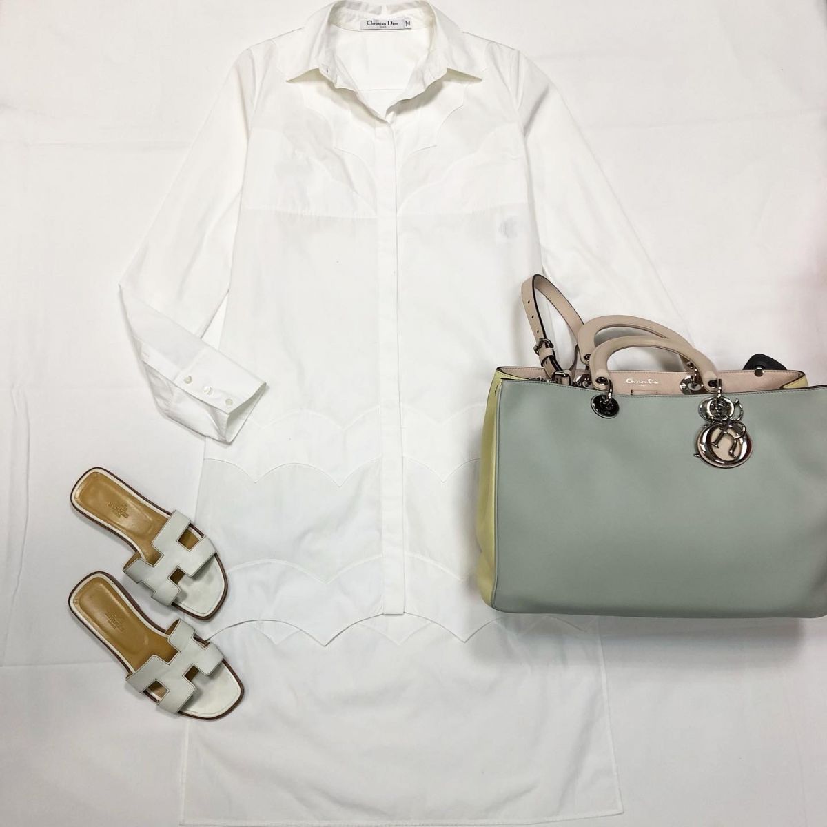 Туника Christian Dior размер 38/42 цена 30 770 руб Сабо Hermes Размер 37 цена 23 078 руб Сумка Christian Dior