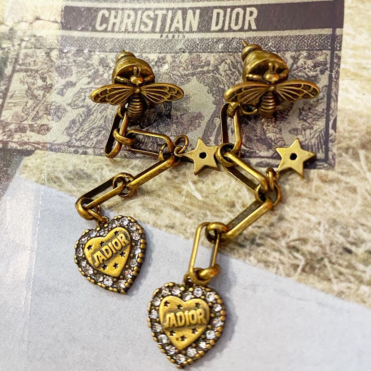 Серьги Christian Dior цена 15 385 руб 