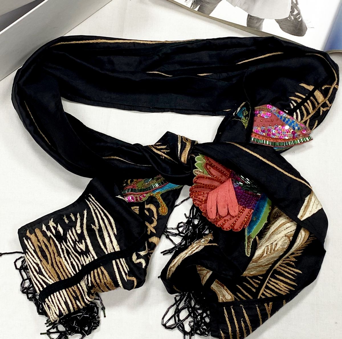 Шарф /бисер/ вышивка/ Dries Van Noten цена 15 655 руб
