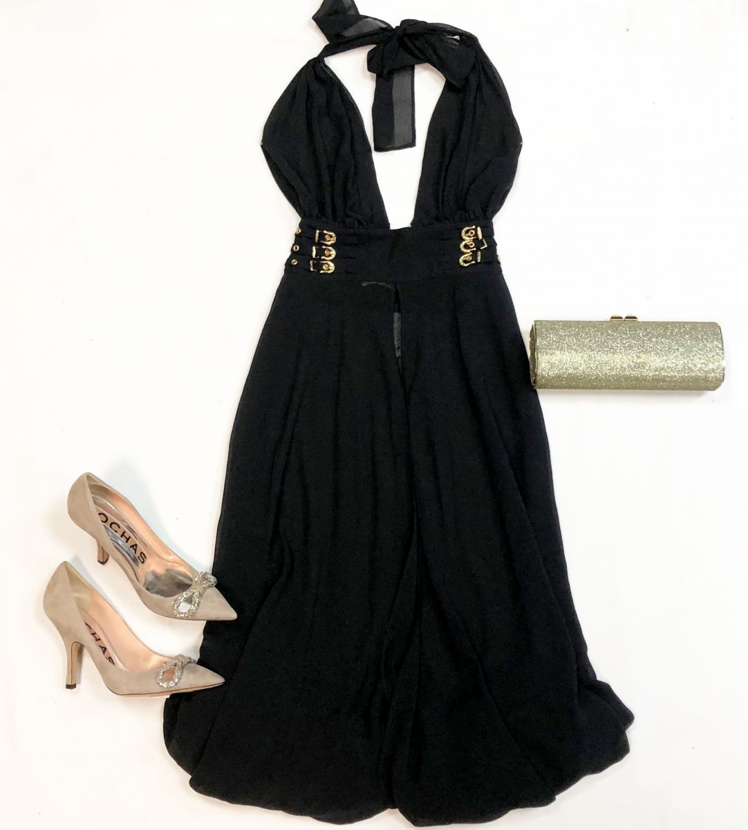 Платье размер 42 цена 15 385 руб
Туфли Rochas размер 36 цена 18 462 руб
Клатч Jimmy Choo
