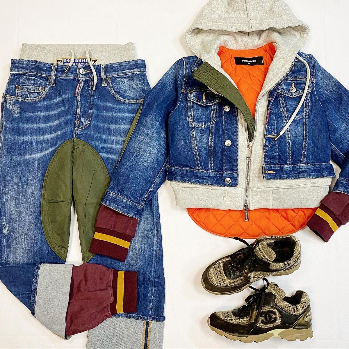 Куника  Dsquared размер 38 цена 38 463 руб 
Брюки Dsquared размер 38 цена 23 078 руб Кроссовки Chanel размер 40.5 цена 30 770 руб