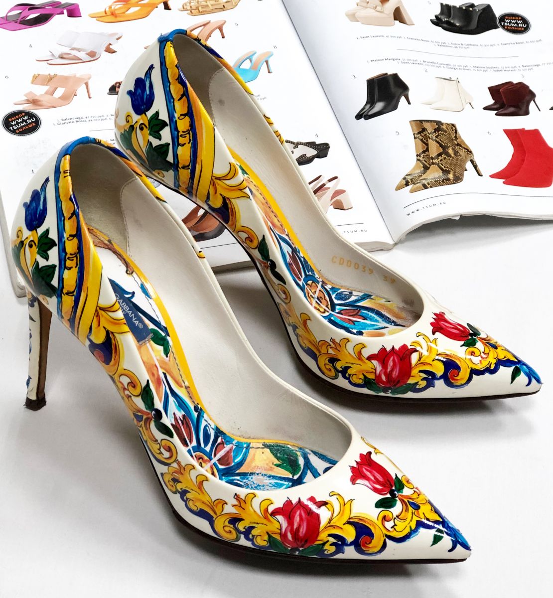 Туфли Dolce Gabbana размер 39 цена 7 828 руб 