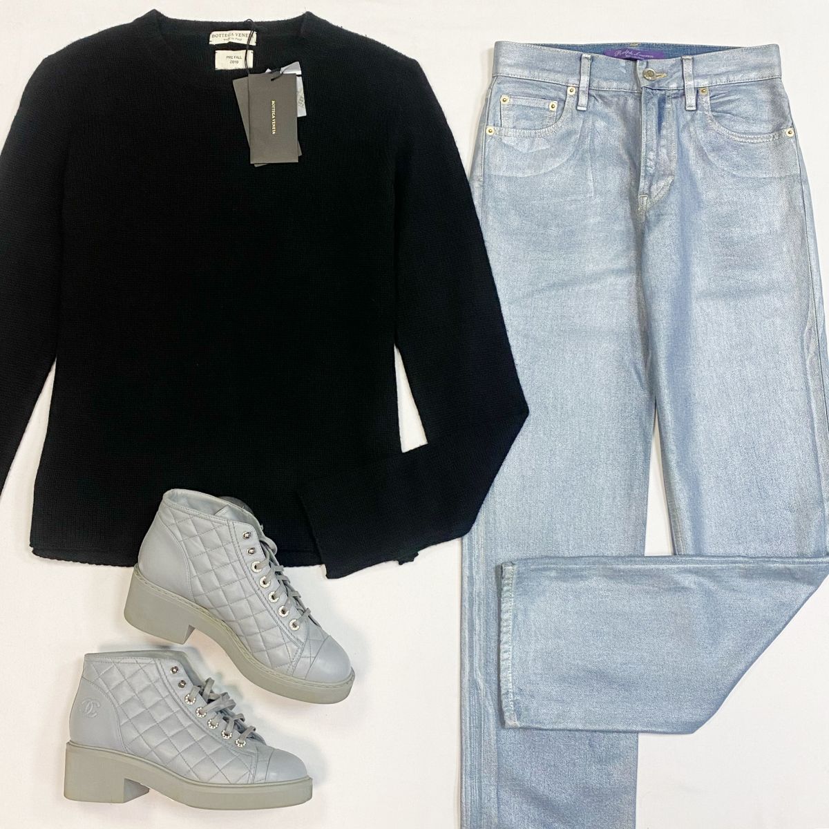 Кофта/кашемир/ Bottega Veneta размер 48 цена 23 078 руб/с биркой/ Джинсы Ralhn Lauren размер 25 ценаи10 770 рубБотинки Chanel размер 38.5 цена 53 848 руб