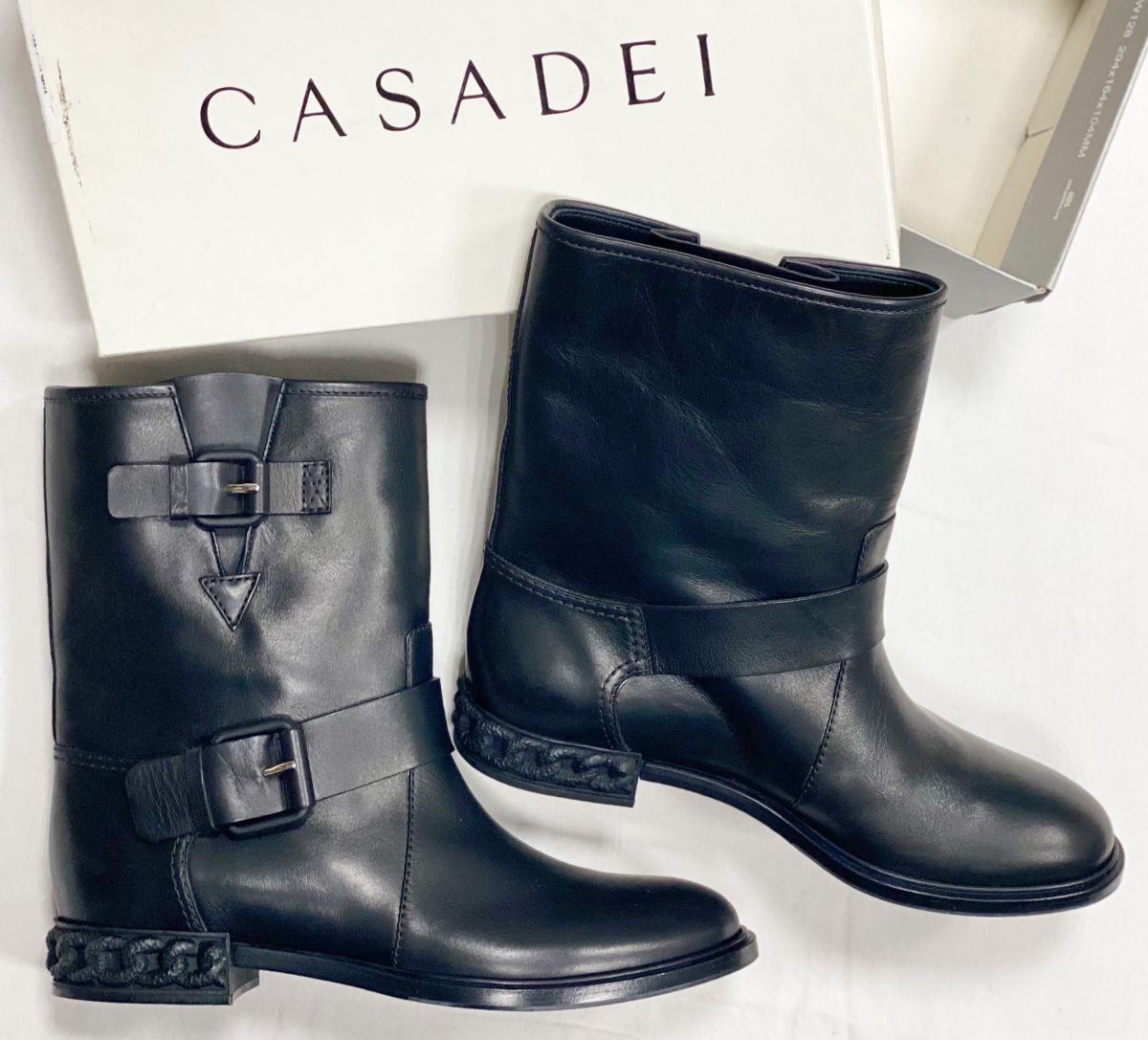 Ботинки Casadei размер 39 цена 24 616 руб / новые / 