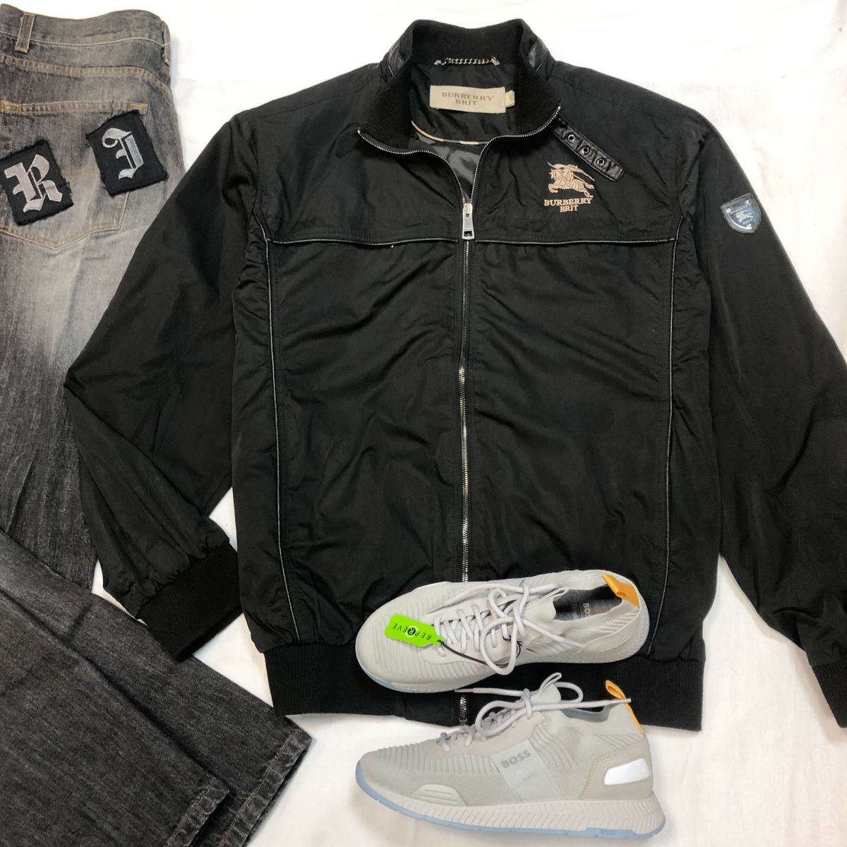 #Mechtamen
Куртка BURBERRY размер 5XL цена 10 770 руб 
Джинсы RICHMOND размер 33 цена 9 231 руб 
Кроссовки BOSS размер 42 цена 9 231 руб