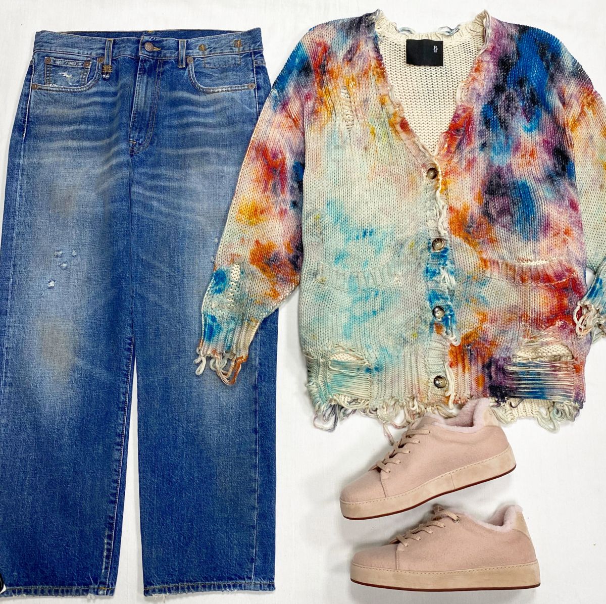 Кардиган R13 размер L цена 23 483 руб Джинсы R13 размер 27 цена 31 310 руб Кеды Loro Piana размер 40 цена 46 965 руб