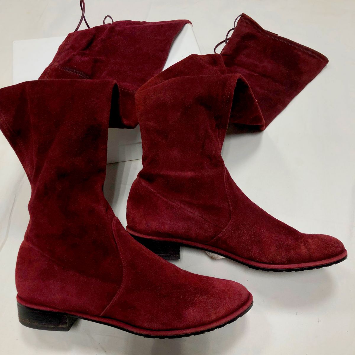 РАСПРОДАЖА! 
Ботфорты STUART WEITZMAN размер 40.1/2 цена 1 566 руб