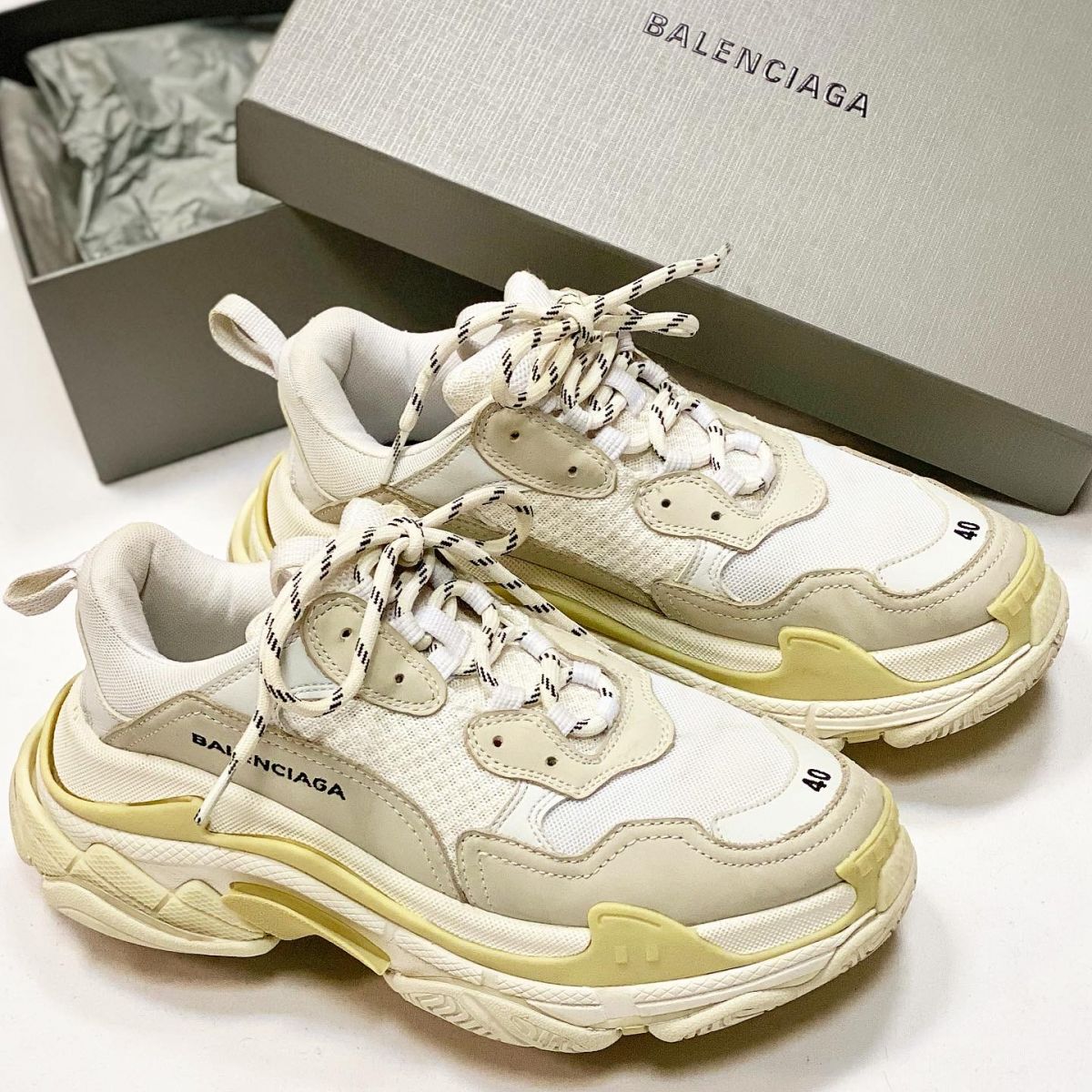 Кроссовки Balenciaga размер 40 цена 15 385 руб 