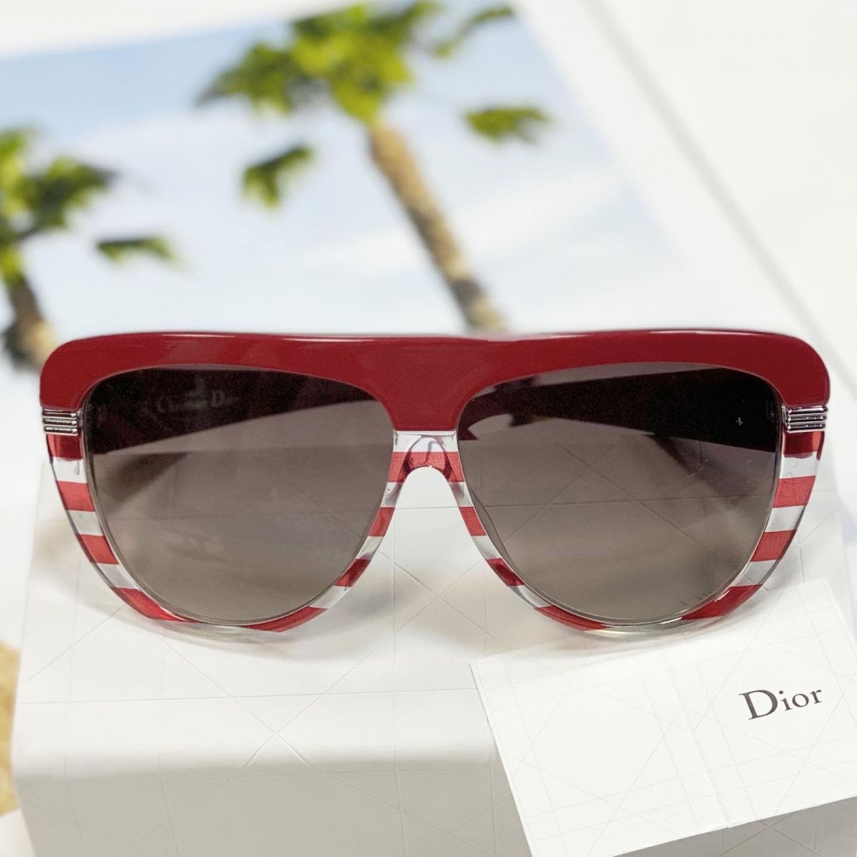 Очки Dior цена 15 385 руб 