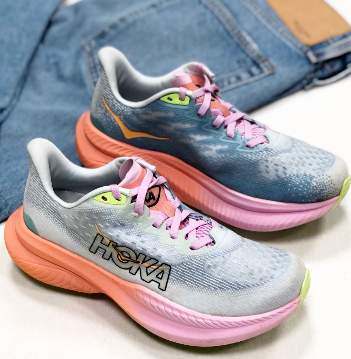 Кроссовки Hoka размер 37.5 цена 3 914 руб
