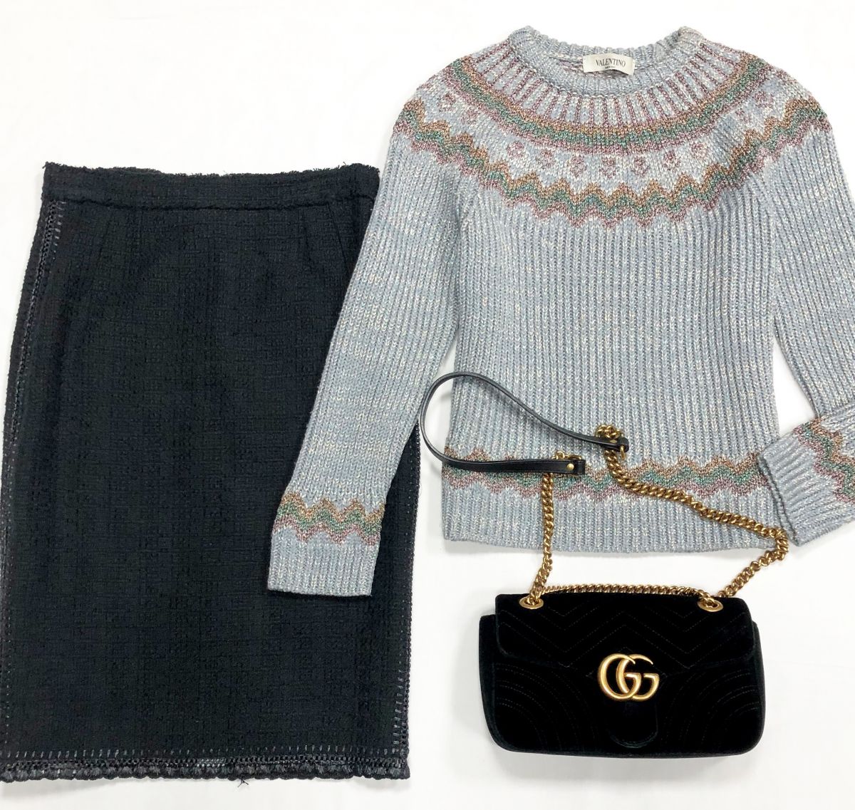 Кофта/люрекс/ Valentino размер L цена 15 385 руб
Юбка Dolce Gabbana размер 40 цена 7 693 руб
Сумка Gucci