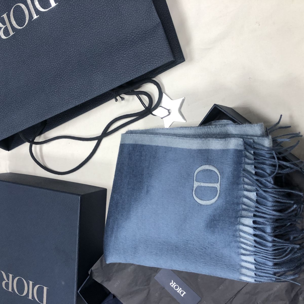 Шарф /кашемир/ Christian Dior цена 46 965 руб