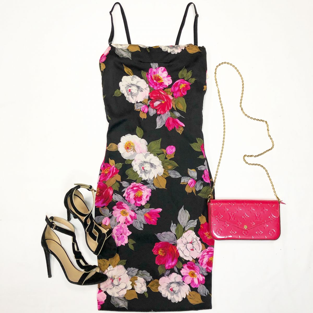 Платье / шёлк / Dolce Gabbana  размер 38 цена 7 693 руб Босоножки Giambattista Valli  размер 38 цена 9 231 руб Сумка Louis Vuitton 
