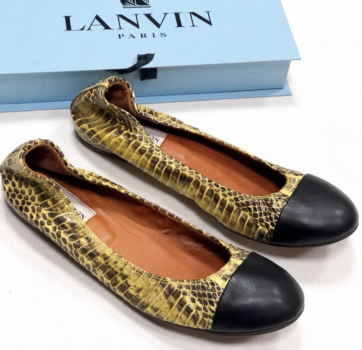 Балетки / питон/ Lanvin размер 39 цена 18 786 руб

