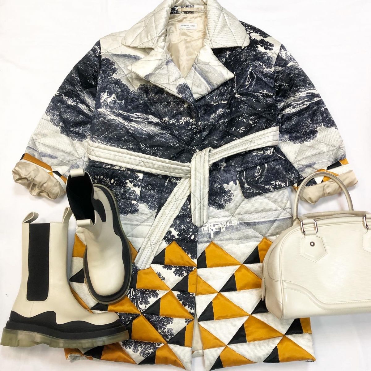 Пальто Dries Van Notten размер М цена 38 463 руб Сумка Louis Vuitton