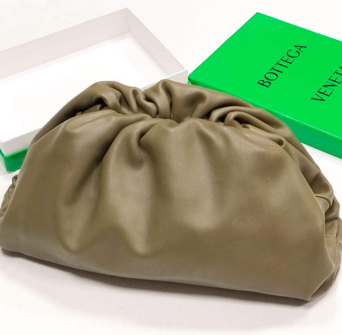 Клатч Bottega Veneta размер 35/20 цена 46 965 руб