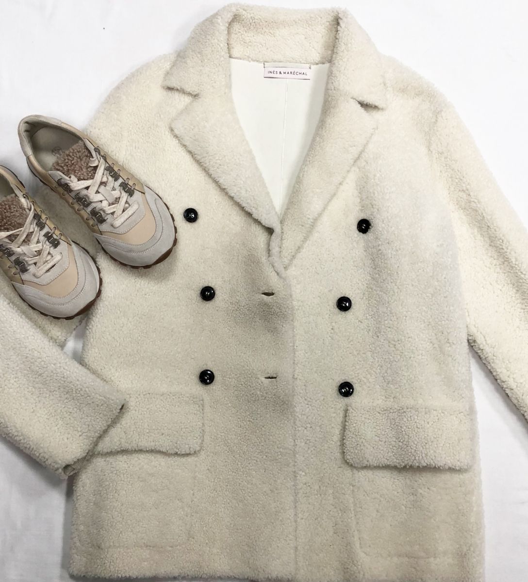 Дублёнка Ines Marechal размер 34 цена 62 620 руб
Кроссовки Brunello Cuccinelli размер 37.5 цена 54 793 руб