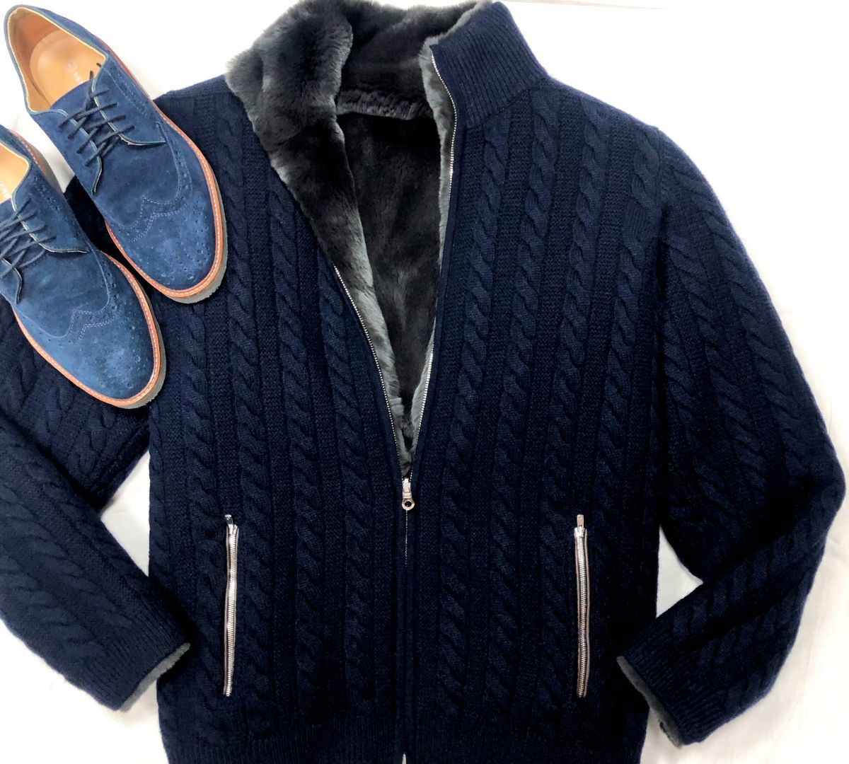 #Mechtamen 
Куртка /мех кролика/ кашемир/ N.PERL размер S цена 156 554 руб