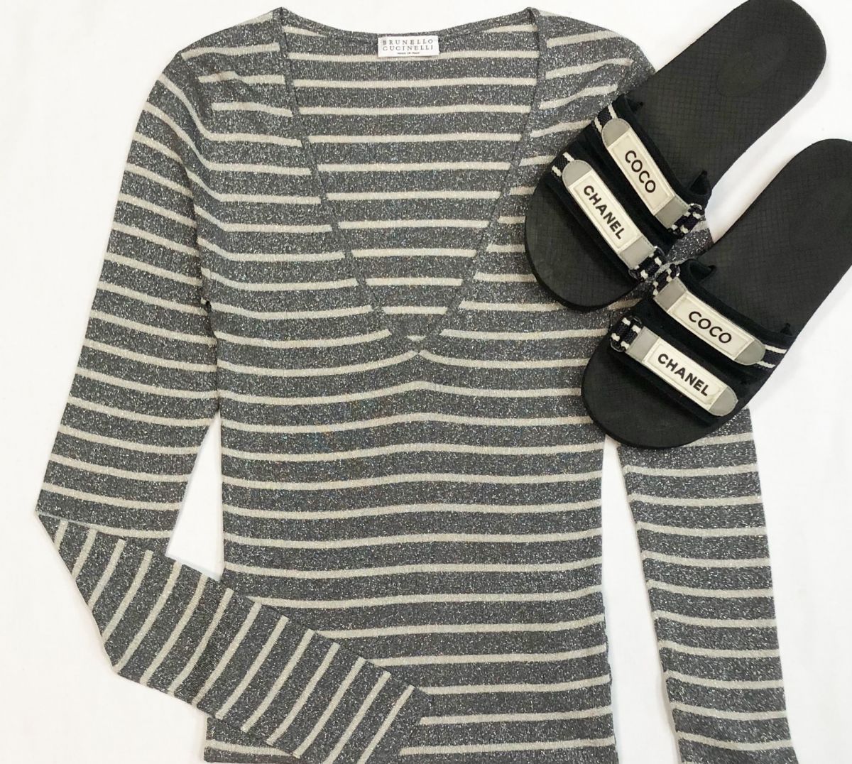 Кофта/люрекс/ Brunello Cucinelli размер XS цена 7 693 рубСабо Chanel размер 39 цена 23 078 руб