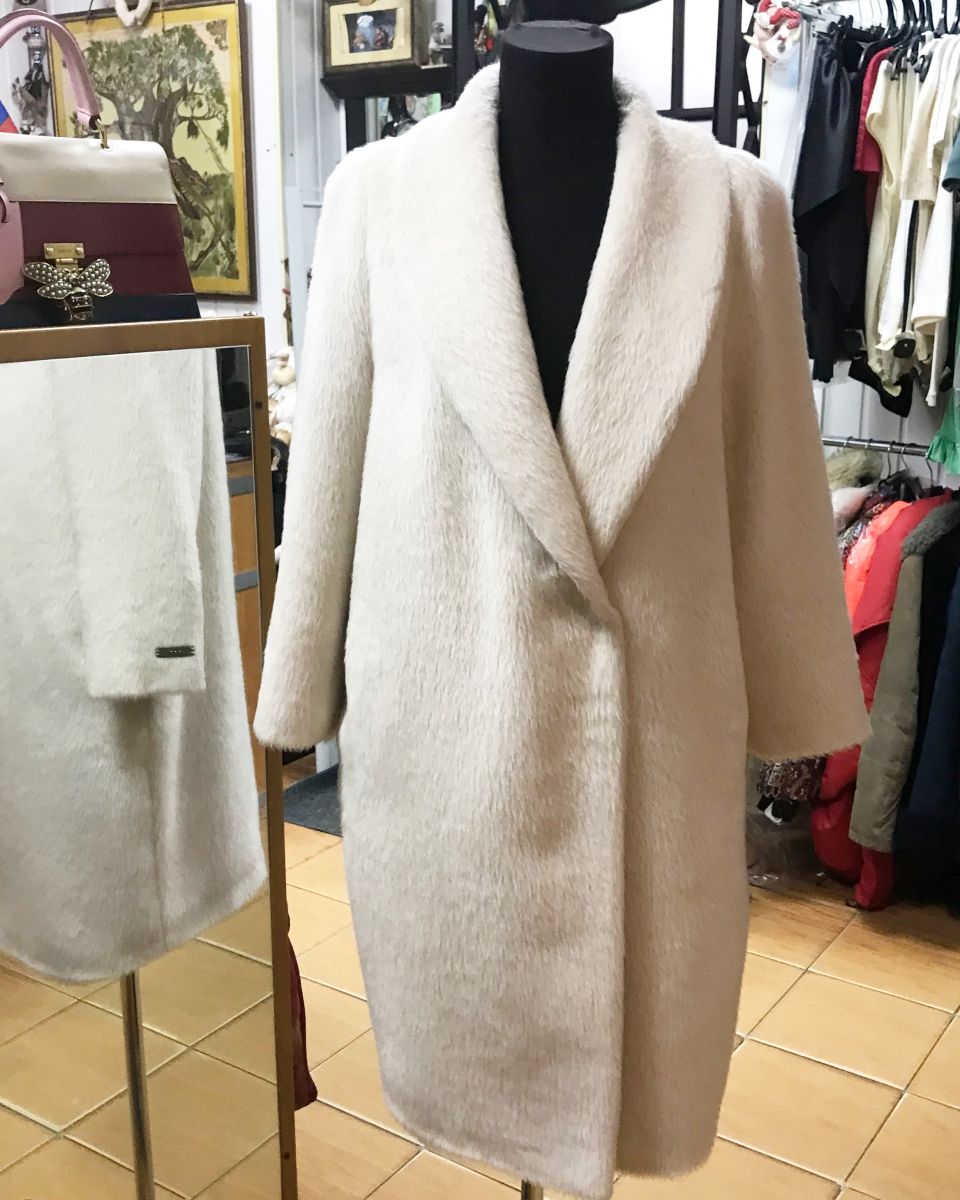 Пальто Peserico размер 42 цена 39 138 руб