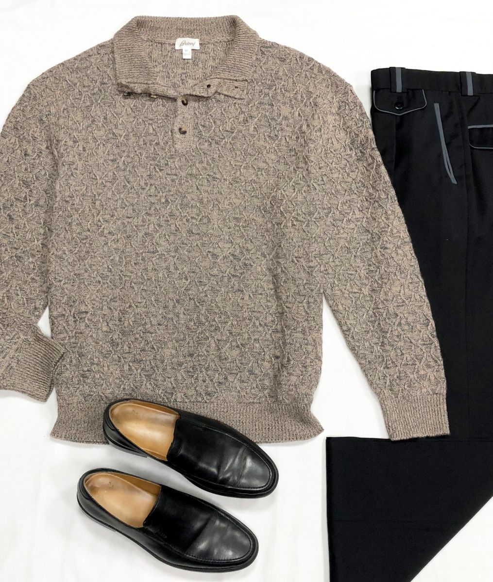 #mechtamen Свитер Brioni размер 62 цена 23 483 руб
Брюки размер 52/54 цена 15 655 руб
Лоферы Bally размер 42 цена 7 828 руб