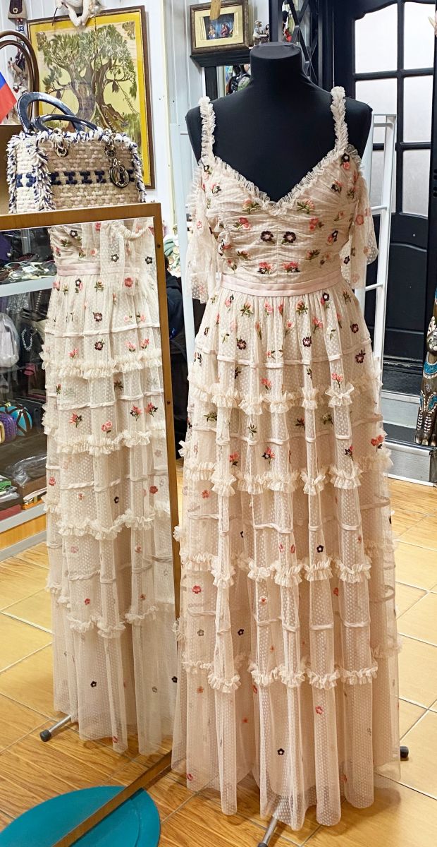 Платье needle&amp;thread размер 42 цена 23 483 руб