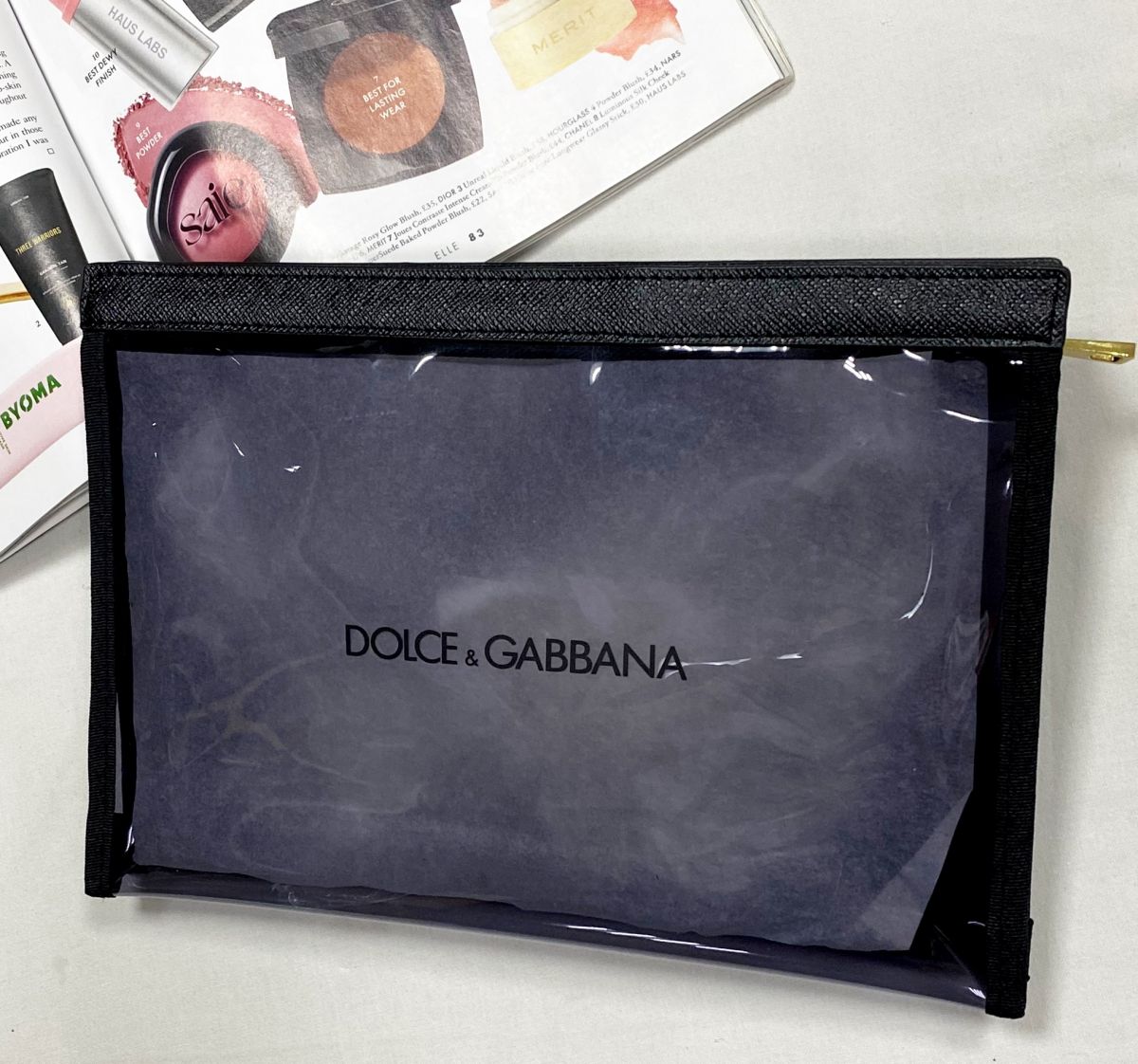 Косметичка Dolce Gabbana цена 4 697 руб