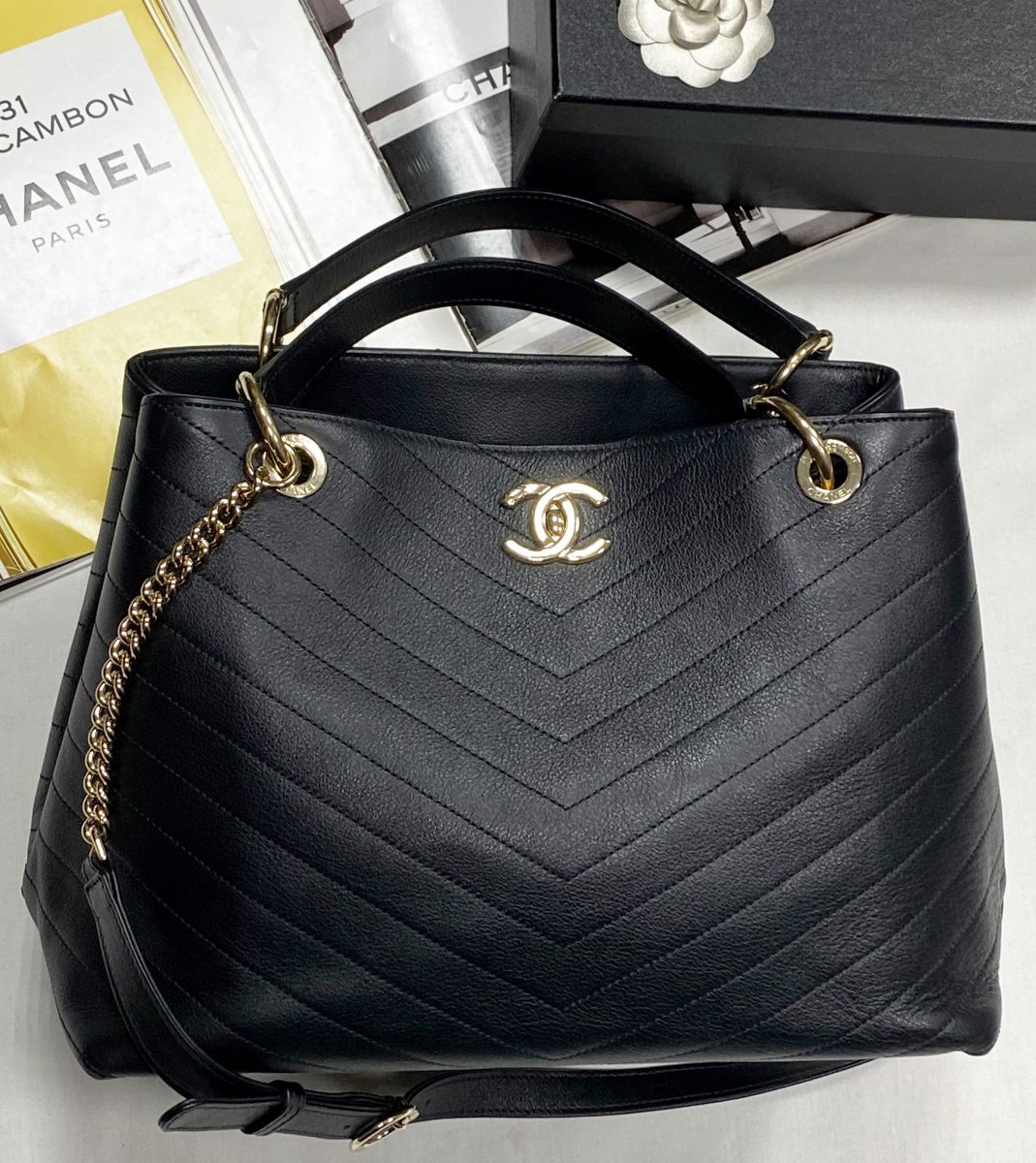 Сумка Chanel размер 30/23 цена 313 100 руб