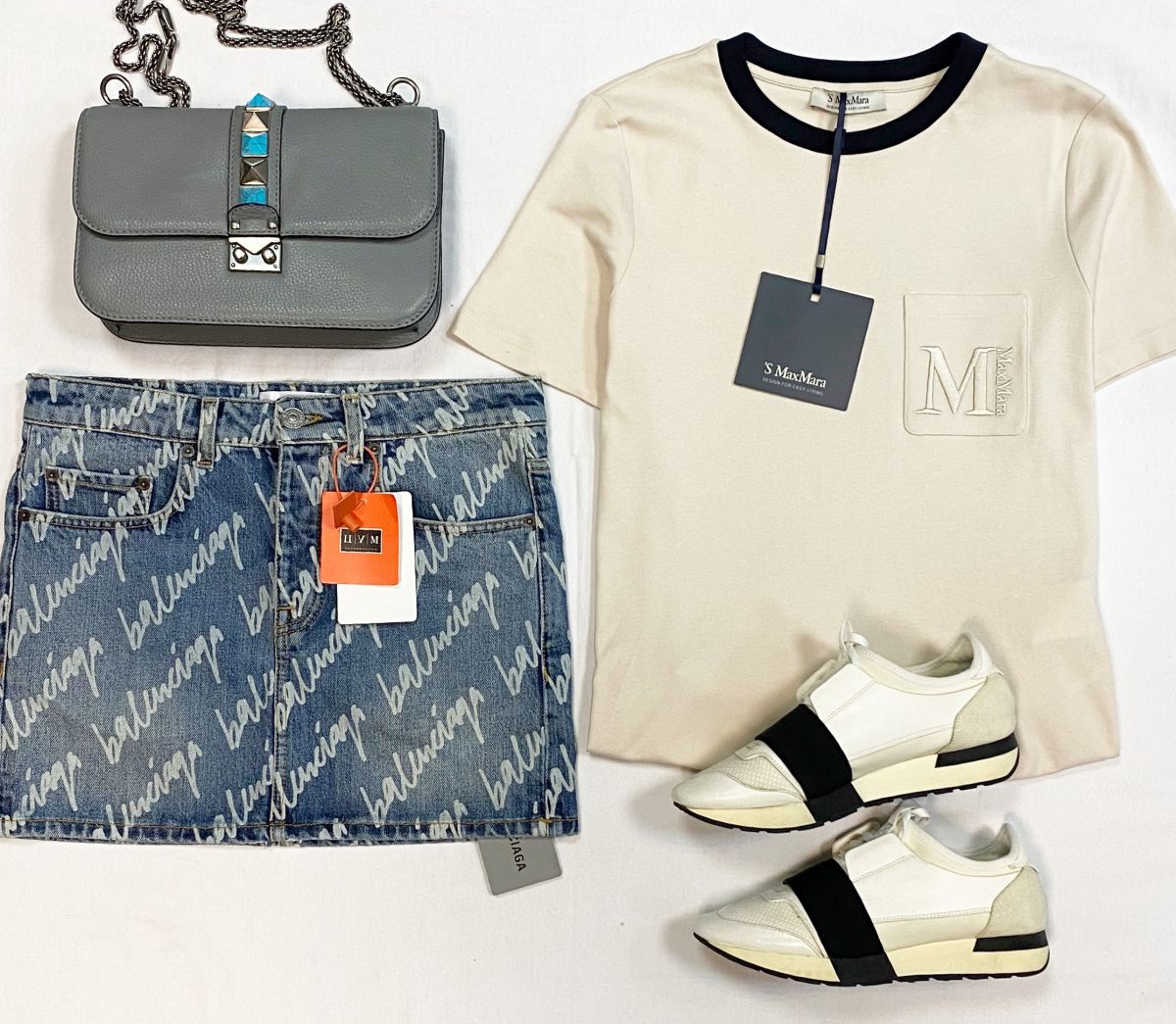 Юбка Balenciaga размер 36 цена 23 078 руб/с биркой/ 
Футболка Max Mara размер M цена 15 924 руб /с биркой/ 
Кроссовки Balenciaga размер 38 цена 18 462 руб
Сумка Valentino 