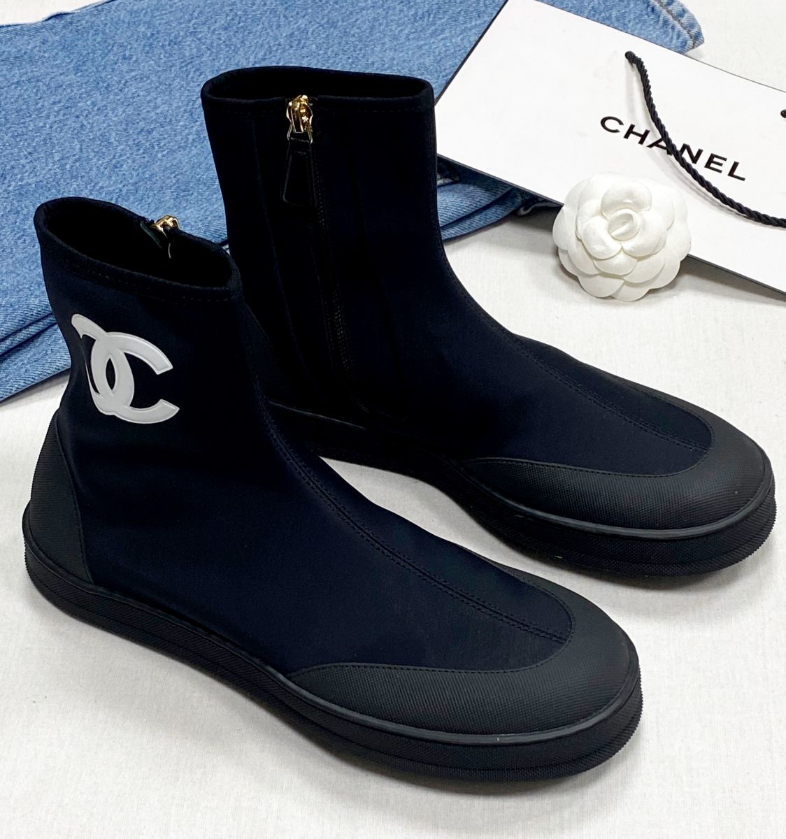 Ботинки Chanel размер 38 цена 125 240 руб
