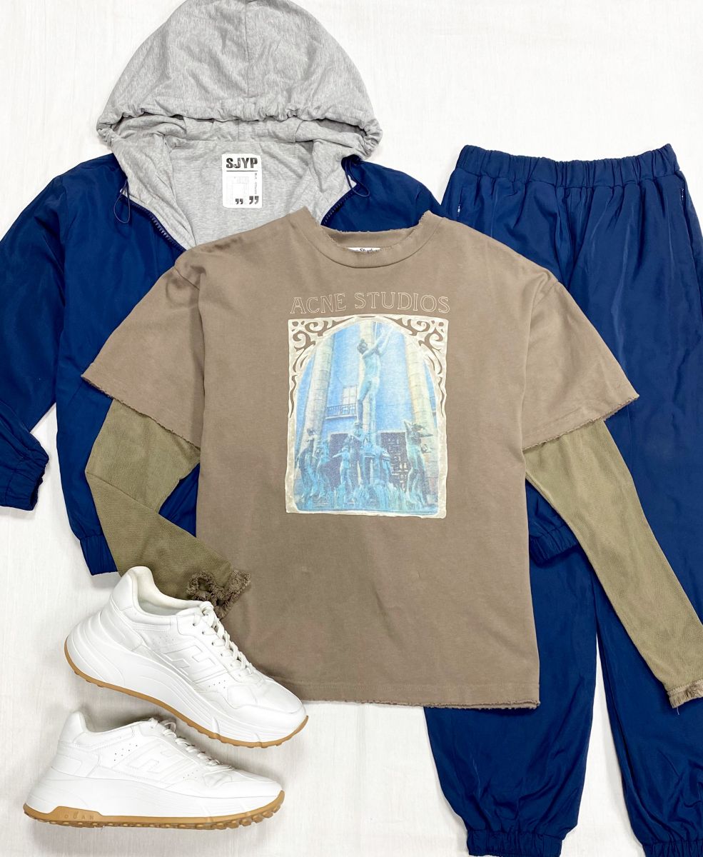 Костюм Ветровка + Бпюки  Sjyp размер S цена 10 959 руб
Кофта Acne Studios размер S цена 4 697 руб
