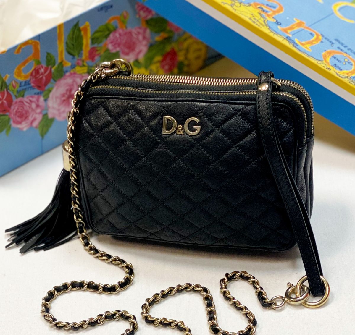 Сумка Dolce Gabbana размер 18/12 цена 10 770 руб 