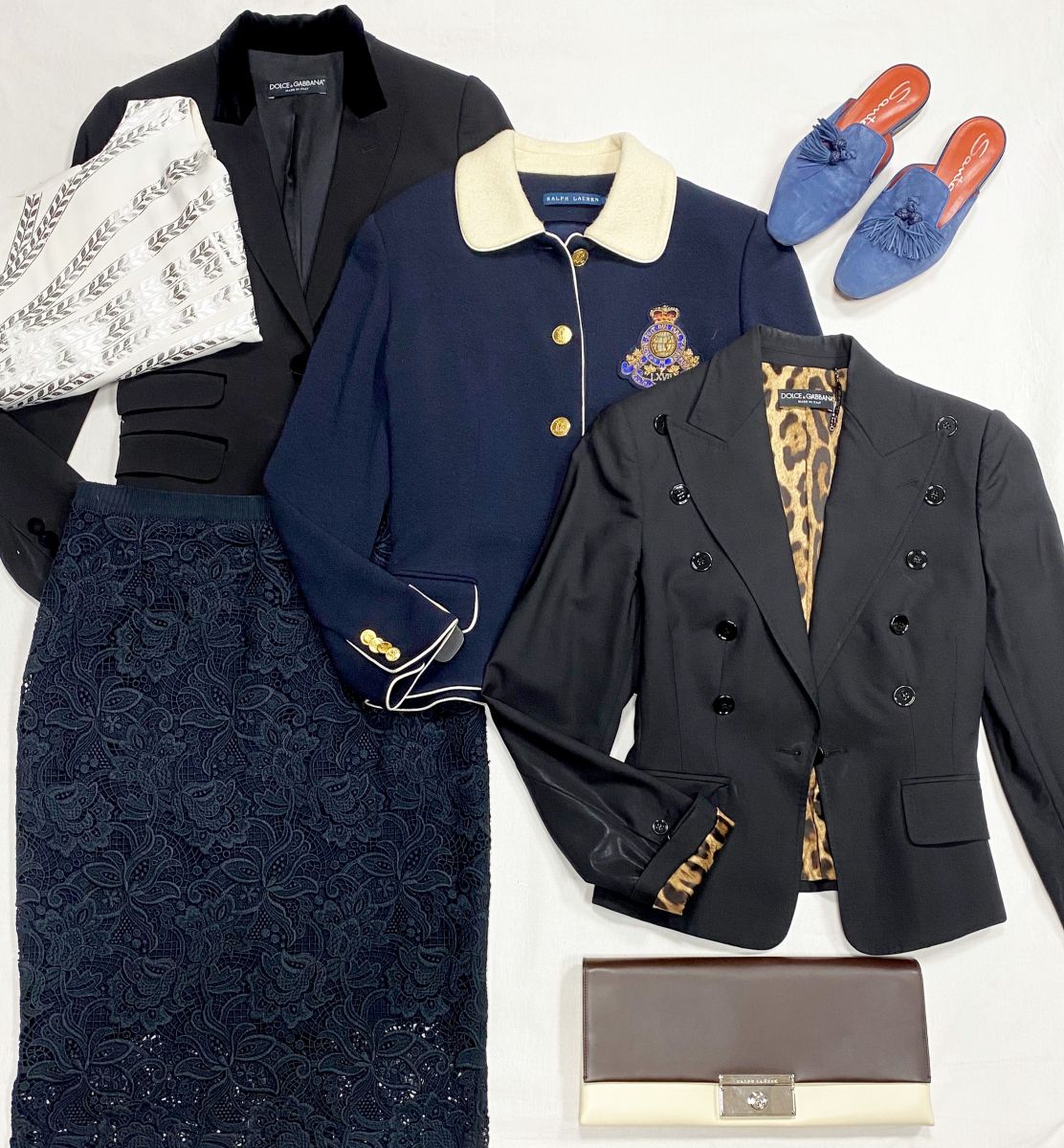 Жакеты Dolce Gabbana размер 42/44 цена от 12 524 руб до 15 655 руб
Жакет Ralph Lauren размер 12 цена 9 393 руб
Топ Alexander Terekhov размер 42 цена 3 131 руб
Юбка Ermanno Scervino размер 42 цена 10 959 руб 
Мюли Santoni размер 37.5 цена 18 786 руб