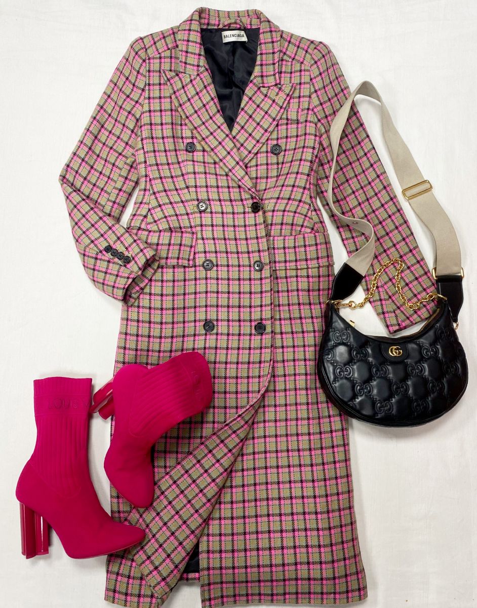 Пальто Balenciaga размер 36 цена 31 310 руб Ботильоны Louis Vuitton размер 39.5 цена 23 483 руб Сумка Gucci