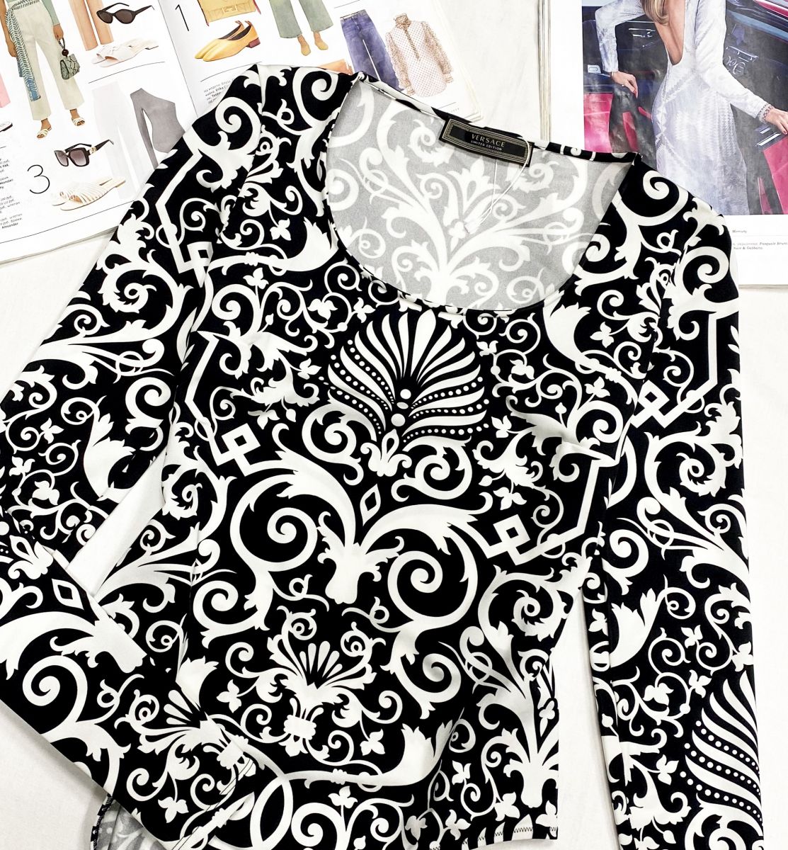 Боди Versace размер 40 цена 4 697 руб
