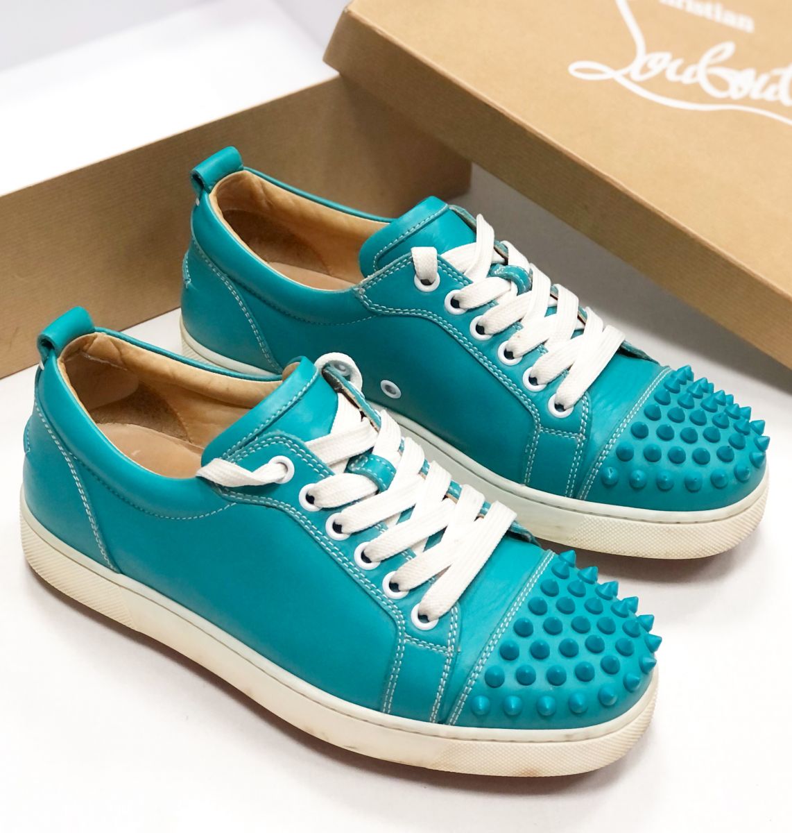 Кеды LOUBOUTIN размер 37.5 цена 23 483 руб 