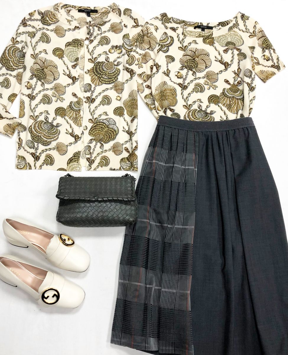 Кардиган + Топ Gucci размер S цена 10 959 руб
Юбка размер 42 цена 23 483 руб
Туфли Gucci размер 38.5 цена 39 138 руб
Сумка BOTTEGA VENETA