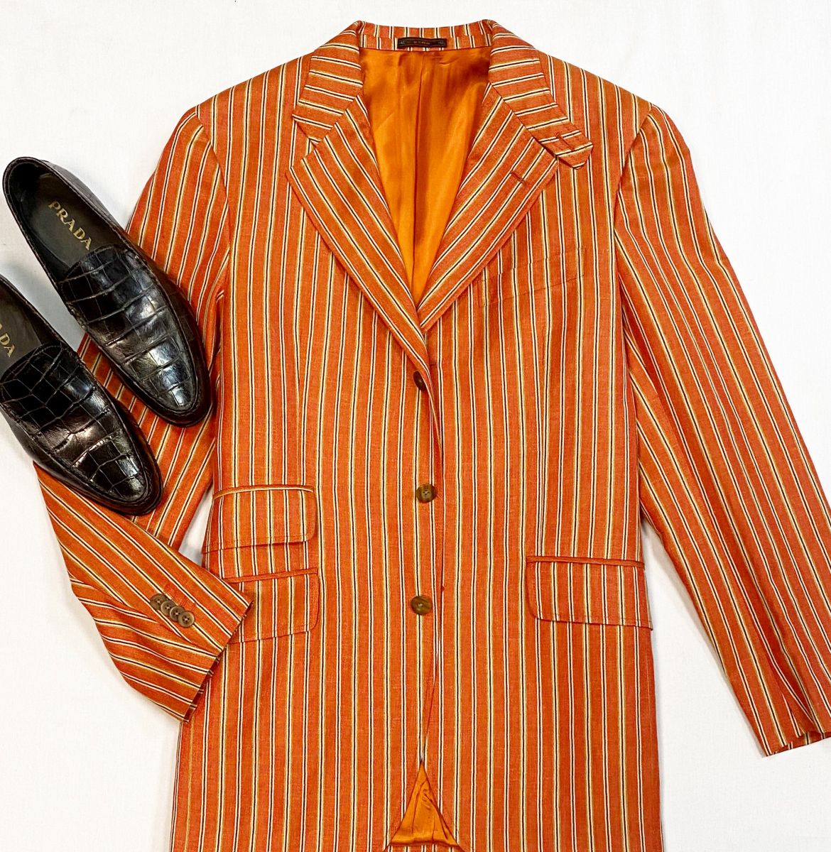 #mechtamen Пиджак Etro размер 50 цена 10 770 руб
Лоферы Prada размер 40.5 цена 18 462 руб 